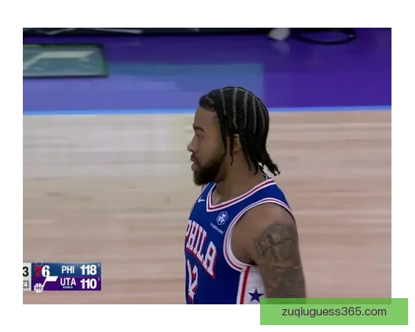 埃奇库姆伤愈复出砍下22分13篮板 76人连续两季横扫爵士 贝利豪取25分